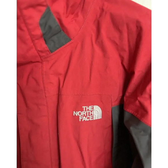 Vintage The North Face Red & Gray Waterproof Jacket Hyvent Size Medium Nylon Men - Picture 4 of 16
